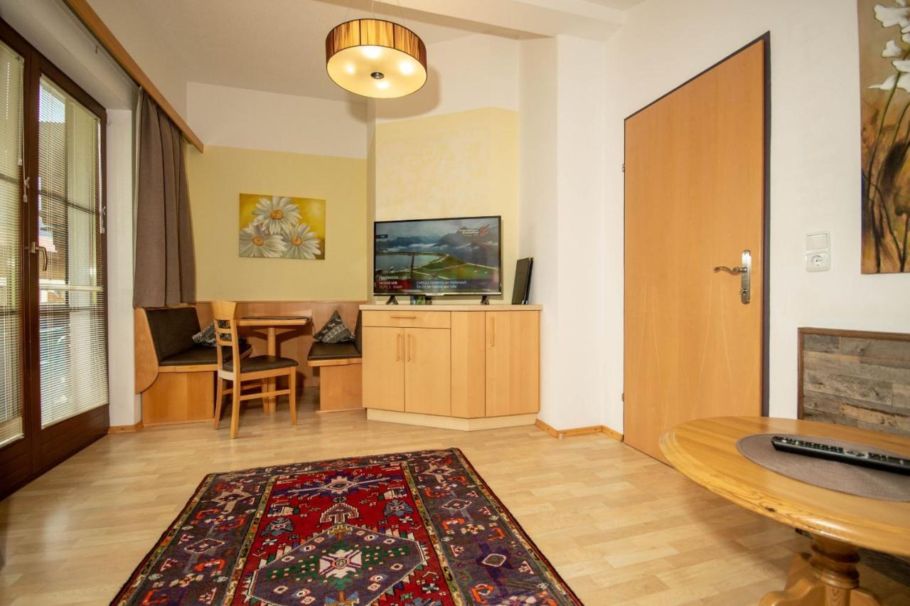 Ferienhof Stoeckl Finkenberg Bagian luar foto