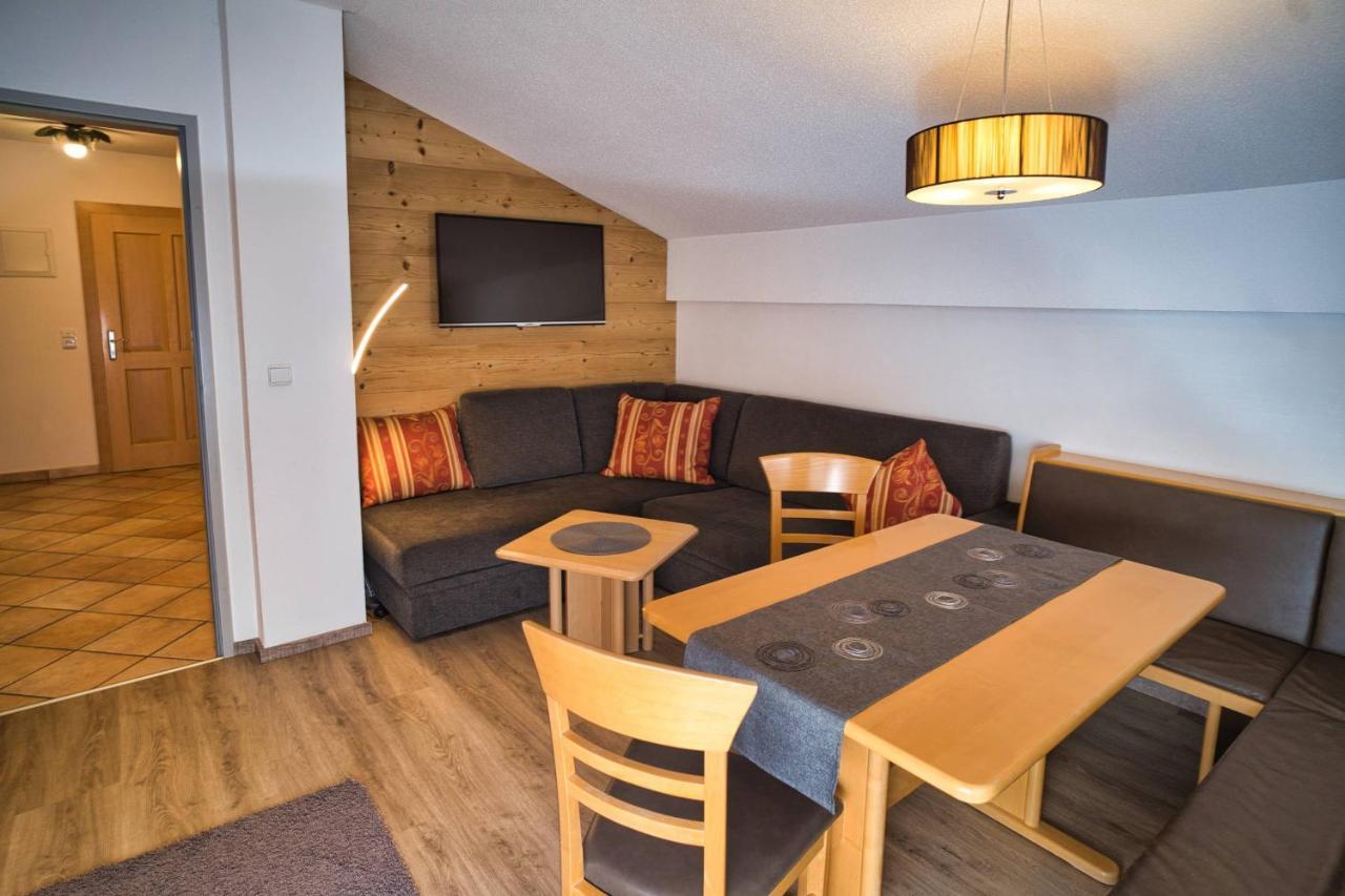Ferienhof Stoeckl Finkenberg Bagian luar foto